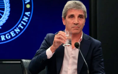 Las promesas de Caputo a los empresarios: reforma laboral «más ágil» y rechazo a la devaluación