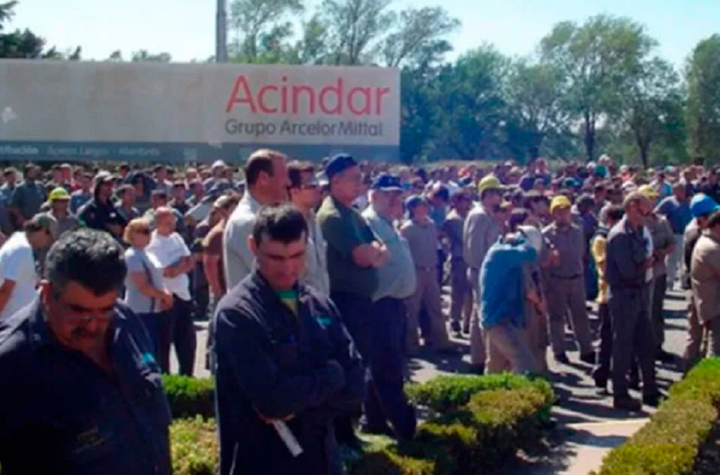 Acindar volverá a frenar su producción en Villa Constitución y suspenderá a 200 trabajadores