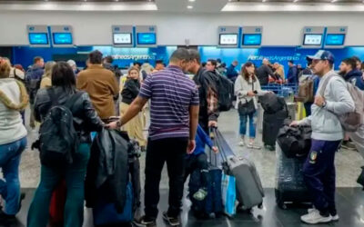 Pilotos convocan a nuevas asambleas para el viernes y se prevén demoras y cancelaciones en Aerolíneas Argentinas