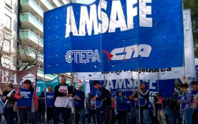 El salario docente perdió un 30% del poder adquisitivo desde 2024, según Amsafe
