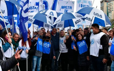 El titular de la Unión Docentes Argentinos asegura que los salarios docente en Santa Fe «son de pobreza»