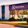 Electrolux extendió las suspensiones rotativas a 400 trabajadores en la planta de Rosario
