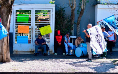 Se profundiza el conflicto en Frigorífico Euro: 160 trabajadores paran por falta de pagos y toman la planta