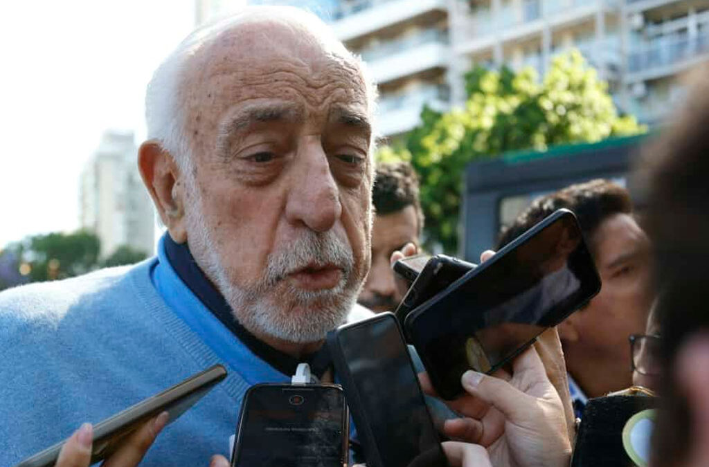 La UTA amenaza con un paro de colectivos por pago de salarios y aguinaldo en cuotas