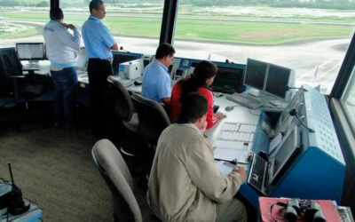 Controladores aéreos anuncian cronograma de paros que impactará vuelos nacionales e internacionales