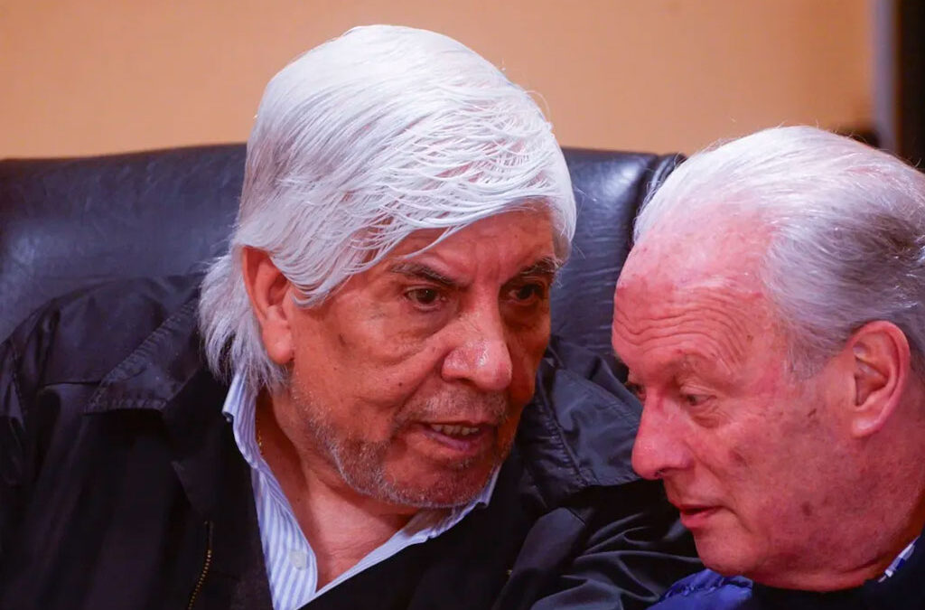 Lejos de los aumentos estridentes del pasado, Hugo Moyano firmó la revisión paritaria de Camioneros y adicionó una suma fija de 35 mil pesos