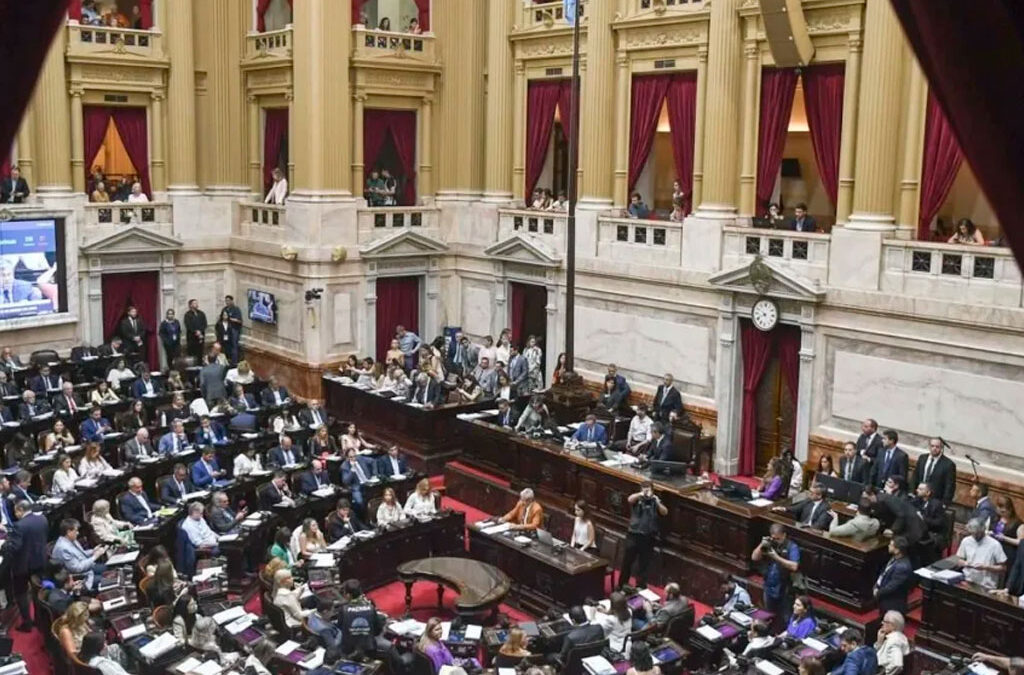 El personal legislativo recibirá un bono de fin de año: Cuáles son los montos por cámara y categoría