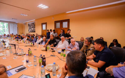 La CGT se reunió con intendentes y diputados del PJ, llamó a movilizarse contra la Reforma Laboral y remarcó el carácter federal de la protesta