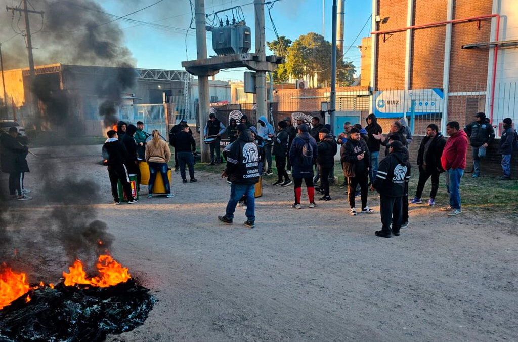 Cierre repentino y 40 despidos en la fábrica de neumáticos IBF de Córdoba, mientras regía conciliación obligatoria: “Las patronales están desbocadas, quieren negar las leyes laborales”