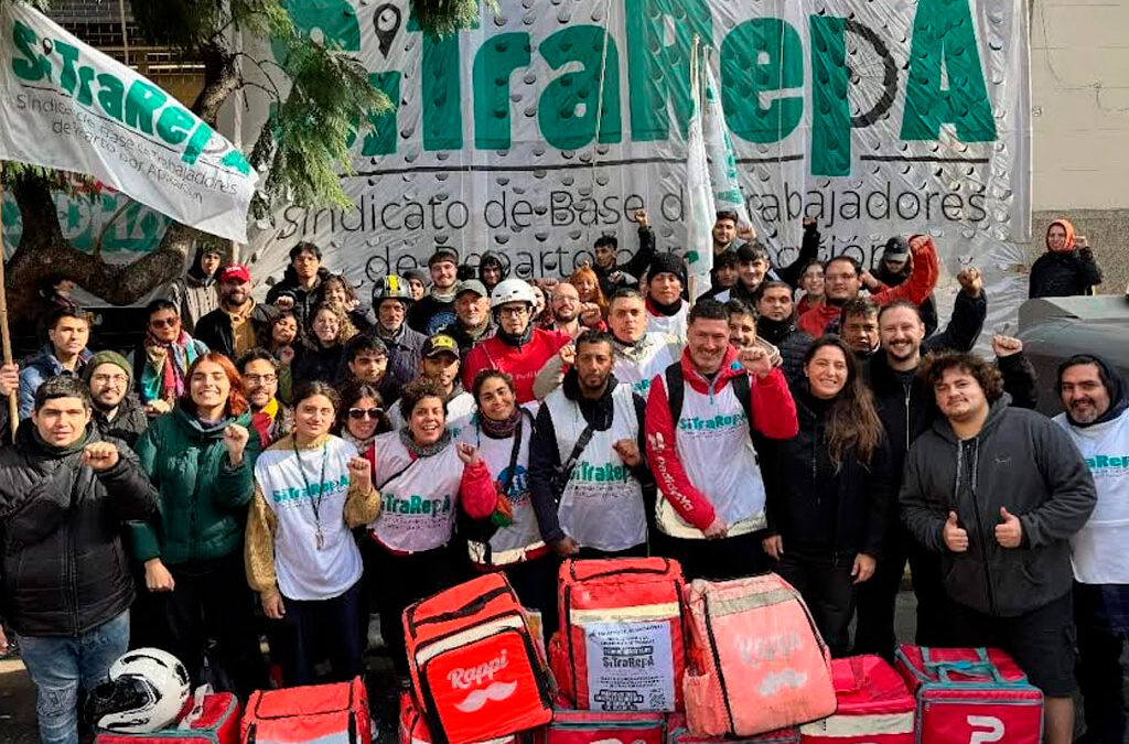 Los repartidores por aplicaciones del SiTraRepA se movilizan contra la reforma laboral: «La iniciativa oficial busca consagrar el fraude laboral»