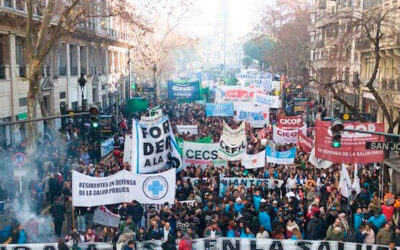 Trabajadores del Garrahan se suman a la marcha a Plaza de Mayo contra la reforma laboral y denuncian persecución en el hospital