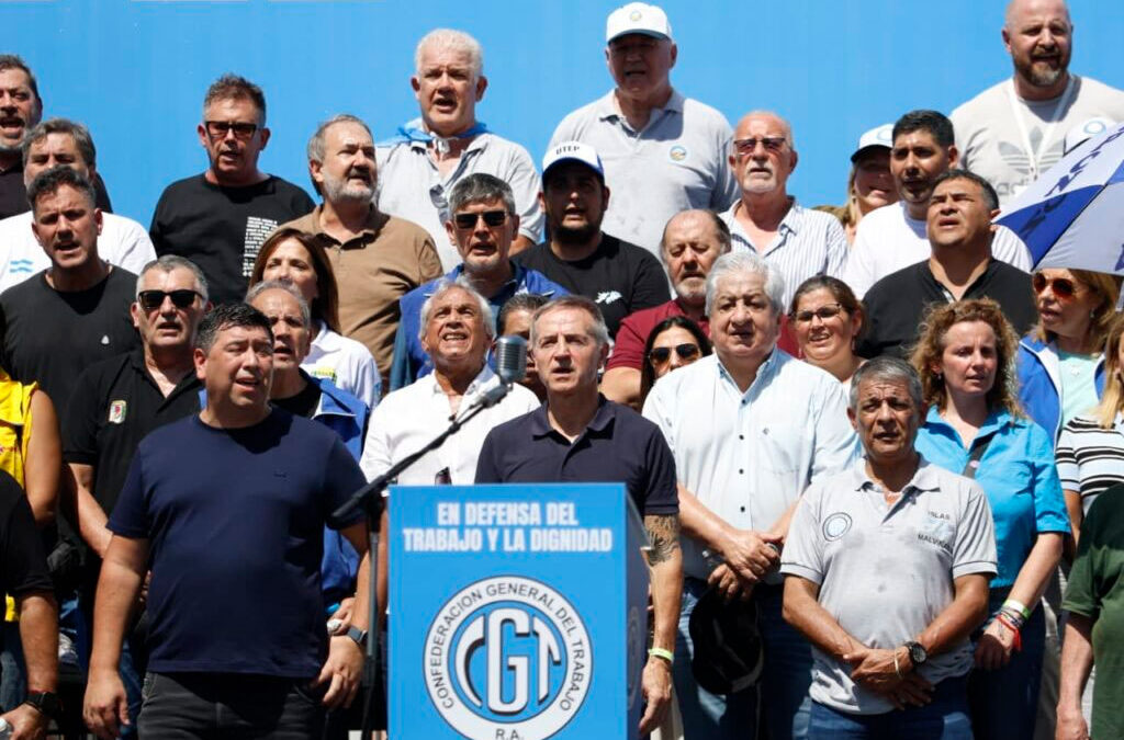 La CGT ganó centralidad en la disputa política y anticipó un paro nacional si avanza la reforma laboral