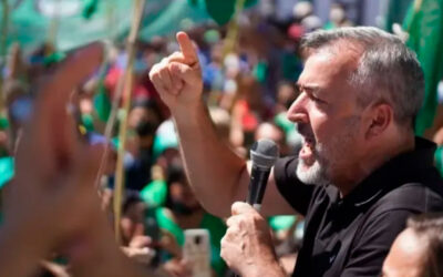 Aguiar advirtió que el Gobierno podría intentar aprobar la reforma laboral antes de febrero y llamó a mantener el estado de alerta