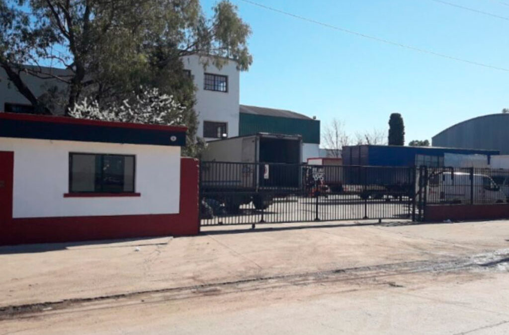 Despidos en Lustramax: trabajadores en asamblea permanente y estado de alerta