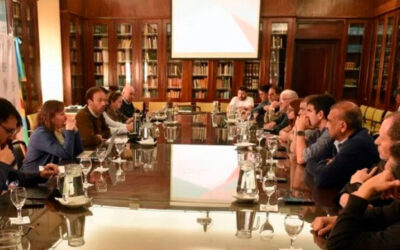 Kicillof convocó a paritarias tras presión sindical: cuándo retoman la negociación
