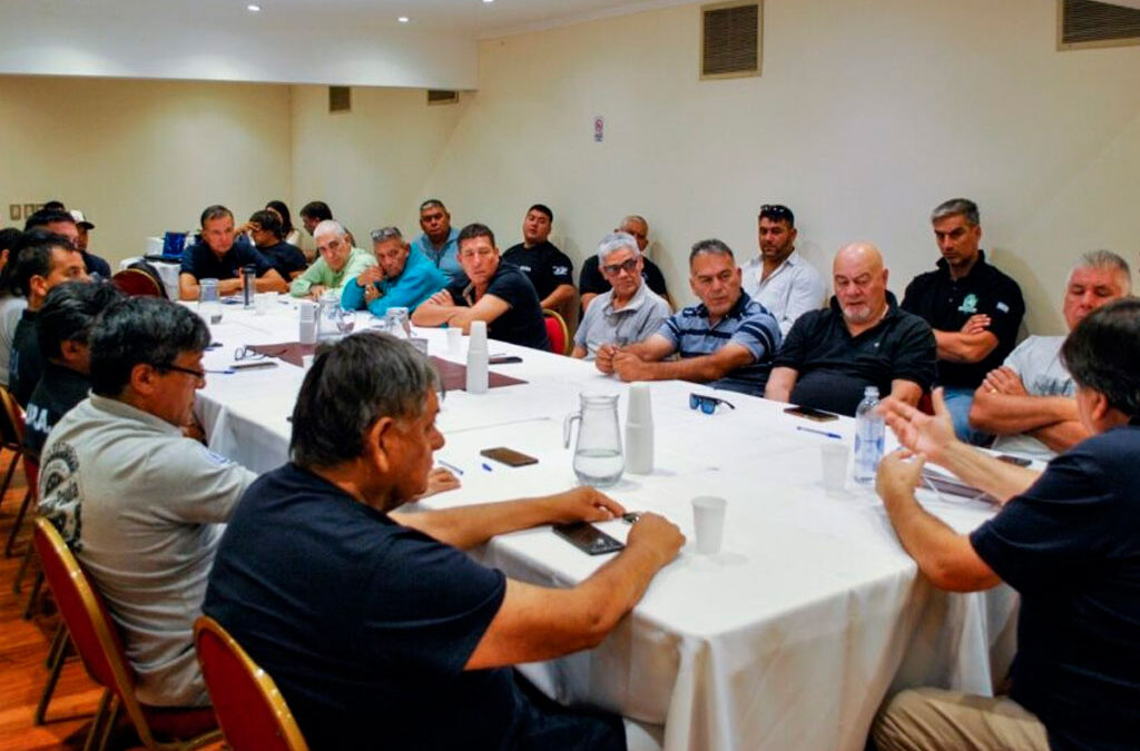 Marcelo Osores: «La flexibilización laboral ya pasó por los puertos y nunca generó empleo»