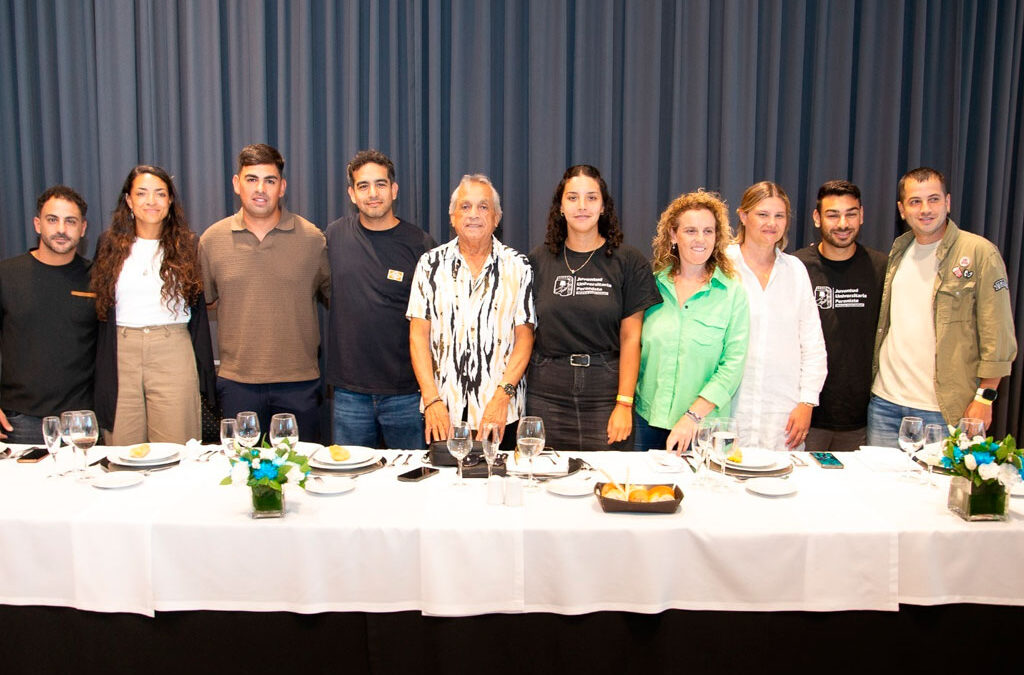 En un masivo almuerzo de verano, Barrionuevo contó con la Juventud Sindical Peronista bajo la consigna “Defender el trabajo hoy para tener un futuro mañana”