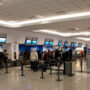Sin acuerdo, controladores aéreos anticipan paros para el mes de febrero y los vuelos están en riesgo