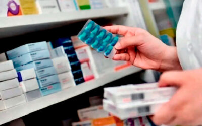 Trabajadores de droguerías actualizan sus salarios en un 7,79 % que les permite igualar la inflación acumulada de 2025