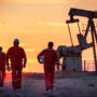 Efecto Vaca Muerta: la brecha salarial con Neuquén vuelve a tensar la paritaria petrolera en Chubut