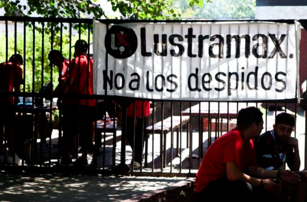 El conflicto en Lustramax se extiende a las plantas de Barman y Vymat con un paro por deudas salariales