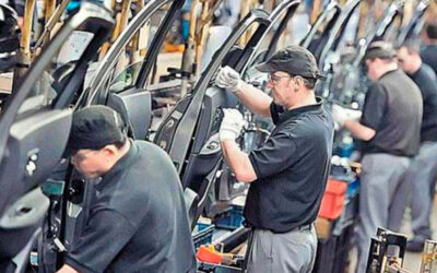 Industria en picada: el uso de la capacidad instalada se desplomó al 53,8% y cerró peor que en 2024