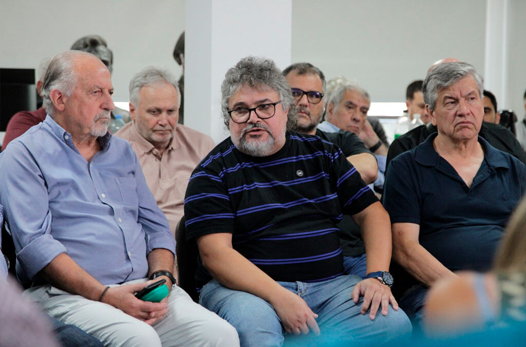 Para Yofra «este Gobierno vino a declararle la guerra a la clase trabajadora» y le dijo a la CGT: «La herramienta para defender a los trabajadores es la huelga»