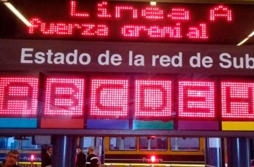 Metrodelegados anunciaron paro total para el jueves 19 en rechazo a la reforma laboral