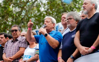 El Frente de Sindicatos Unidos analiza parar y movilizar cuando el Senado vuelva a tratar la reforma laboral