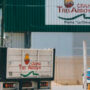 Empleo en riesgo: alertan por la llegada de pollo brasileño y advierten que Granja Tres Arroyos “está herida de muerte”
