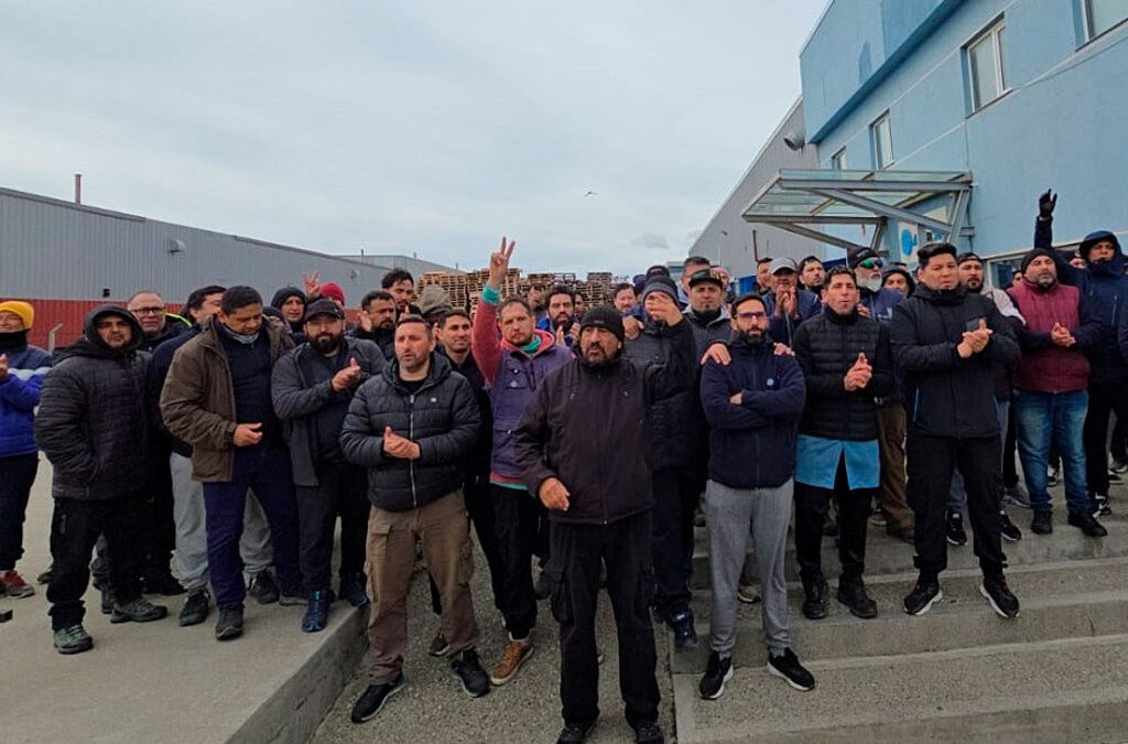 La crisis fabril se espiraliza y 140 operarios de la UOM ocupan Aires del Sur por el temor a un cese total de actividades