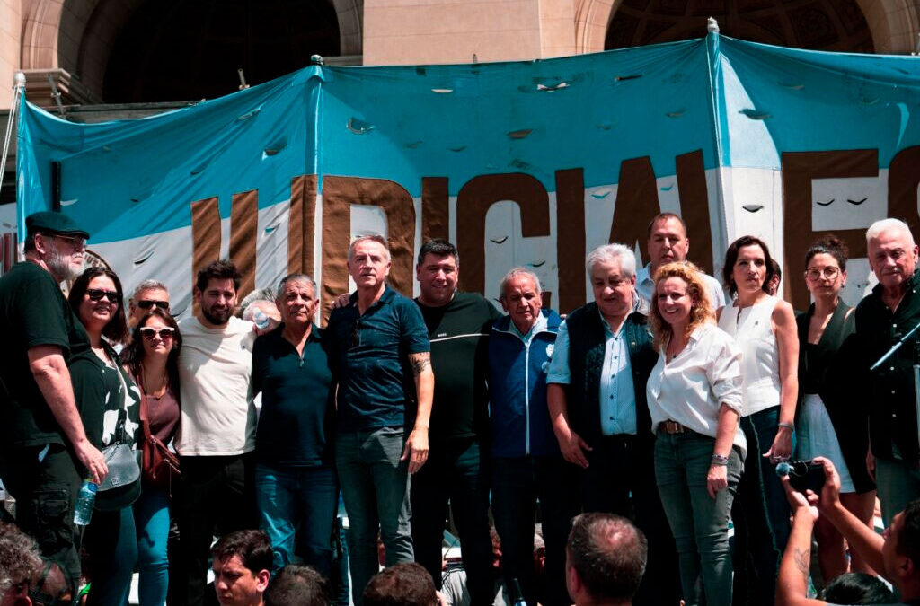 «Es una vuelta a la esclavitud»: con el respaldo de la CGT, judiciales marcharon en defensa del Fuero Laboral