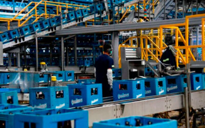 La Cervecería Quilmes decidió reducir drásticamente a un 30% su personal en la planta de Zárate