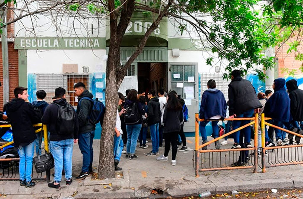 Las escuelas técnicas no adhieren al paro docente del lunes