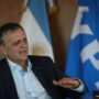 El paso de Marín en helicóptero por Chubut y la ola de desafíos para el petróleo de la región