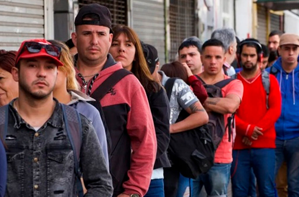 La desocupación vuelve a ser una preocupación para los argentinos y golpea a los más jóvenes