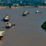 Licitaron la hidrovía: alertan sobre el “desastre ambiental” de dragar el río para el ingreso de buques de ultramar