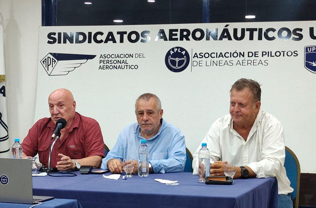 El sindicato de pilotos anunció que pedirá «de manera inmediata» la suspensión de la reforma laboral ante la Justicia, una vez que se promulgue