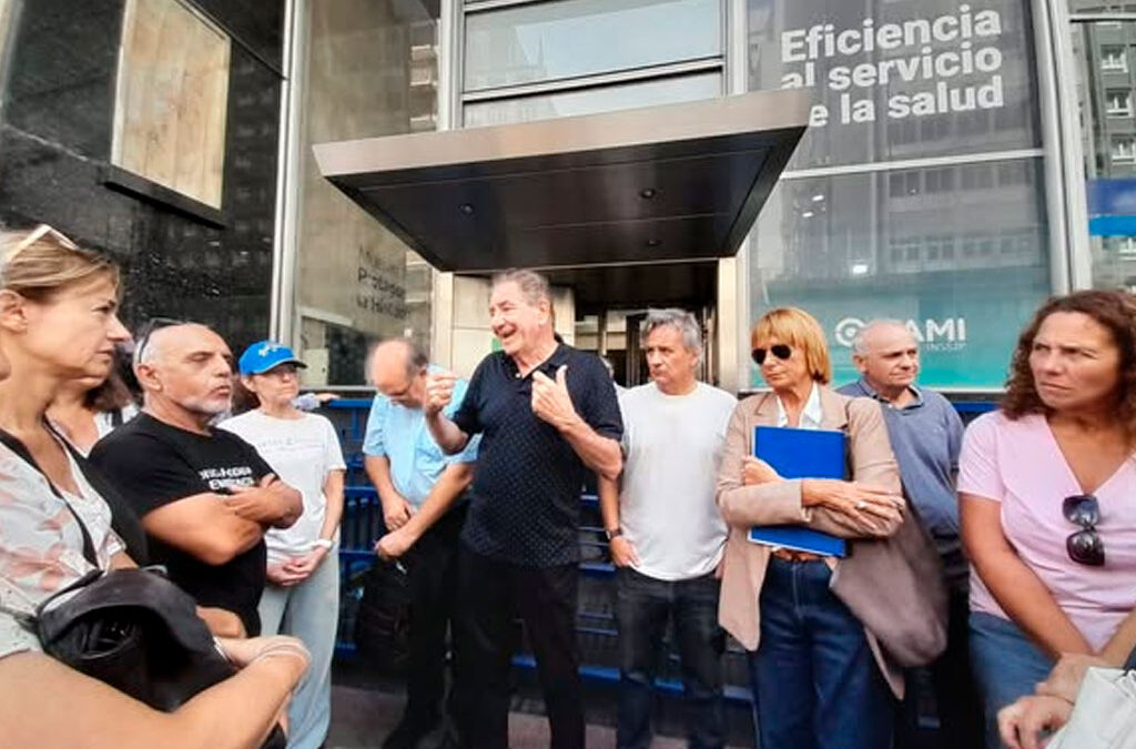 Escala el conflicto en PAMI: prestadores activaron un petitorio en reclamo de los pagos adeudados