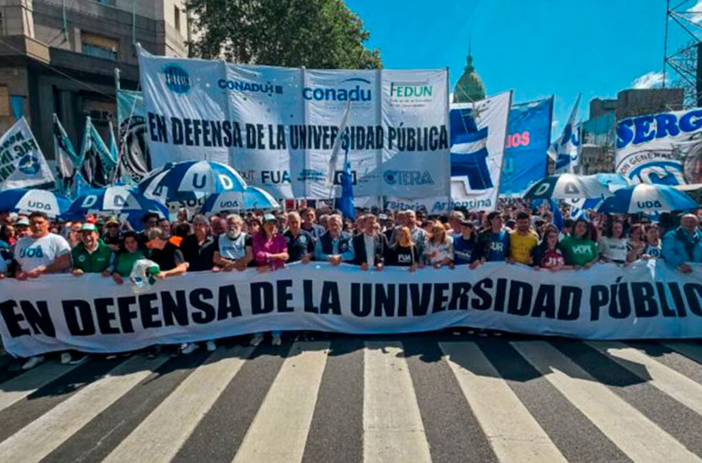 Los gremios universitarios anticiparon una semana de protestas y advierten que peligra el inicio de clases si el Gobierno no cumple con la ley de financiamiento