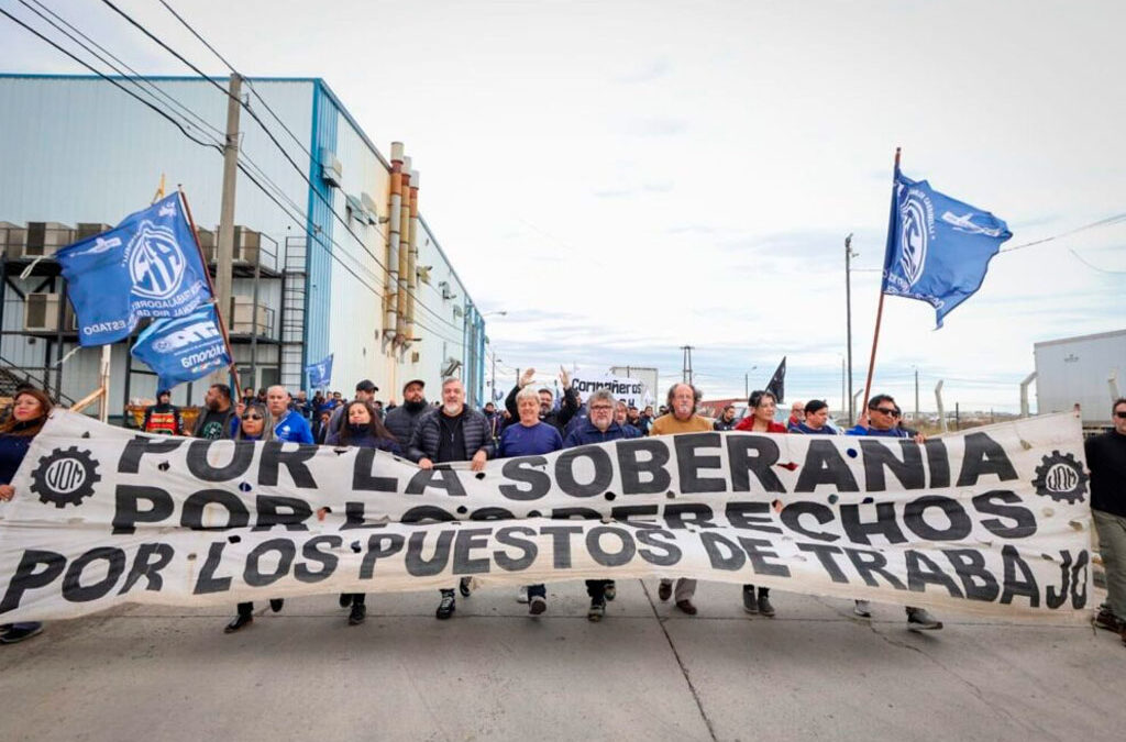 El FreSU acompañó el paro de la UOM en Aires del Sur y advierte que será «el año con más conflictos de Milei»