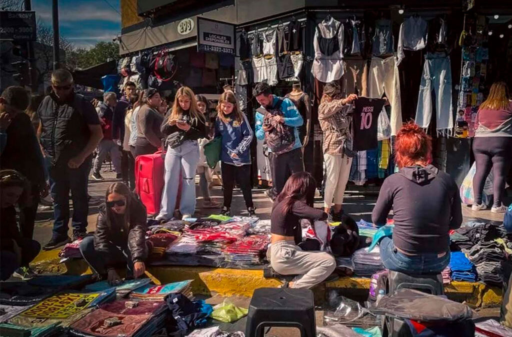 Aumenta la precarización laboral: el empleo informal creció más de 28% en la última década