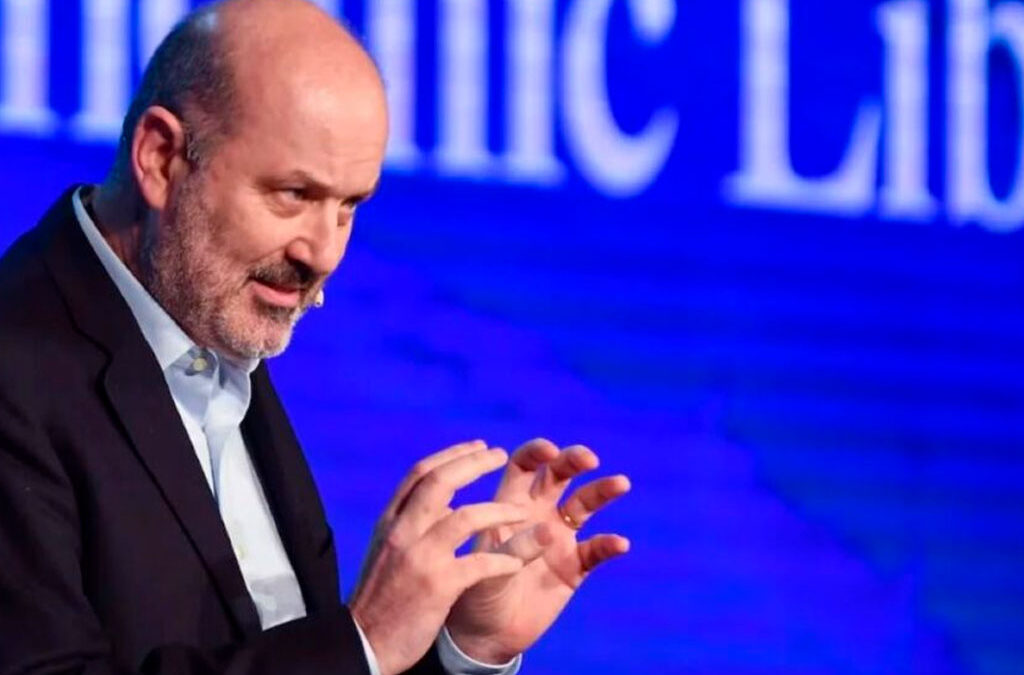 Sturzenegger aseguró que se crearon 400.000 empleos en los dos primeros años del gobierno de Milei