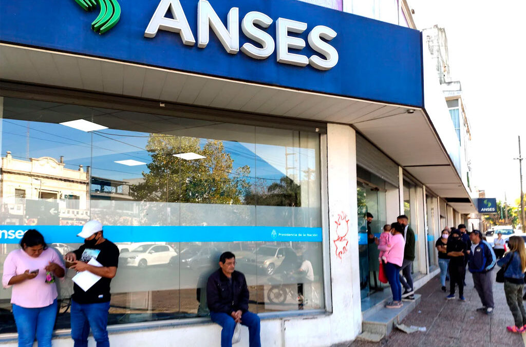 ANSES pagará más de 80 millones por empleado para achicar su planta permanente