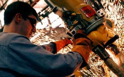 La industria metalúrgica cayó más de 10% en febrero