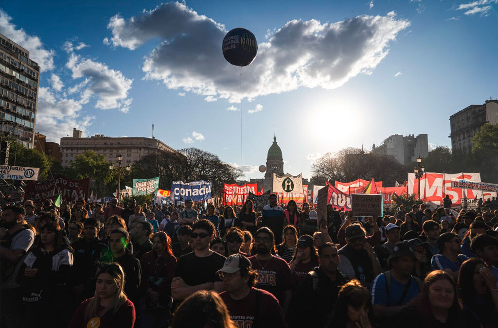 Sin reacción del gobierno, los gremios universitarios ratificaron la continuidad de sus reclamos salariales y avanzan hacia una nueva Marcha Federal