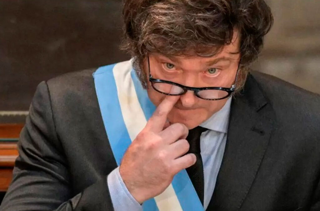 Al Gobierno le entró la bala del freno a la Reforma Laboral y evalúa estrategias jurídicas para llevarse la apelación a un fuero «amigo»