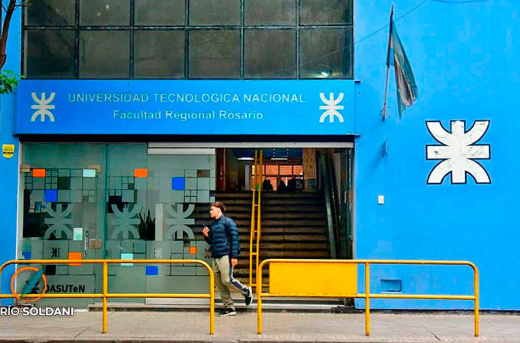 Docentes de la UTN ratifican paros para pedir que se cumpla con la ley de financiamiento universitario