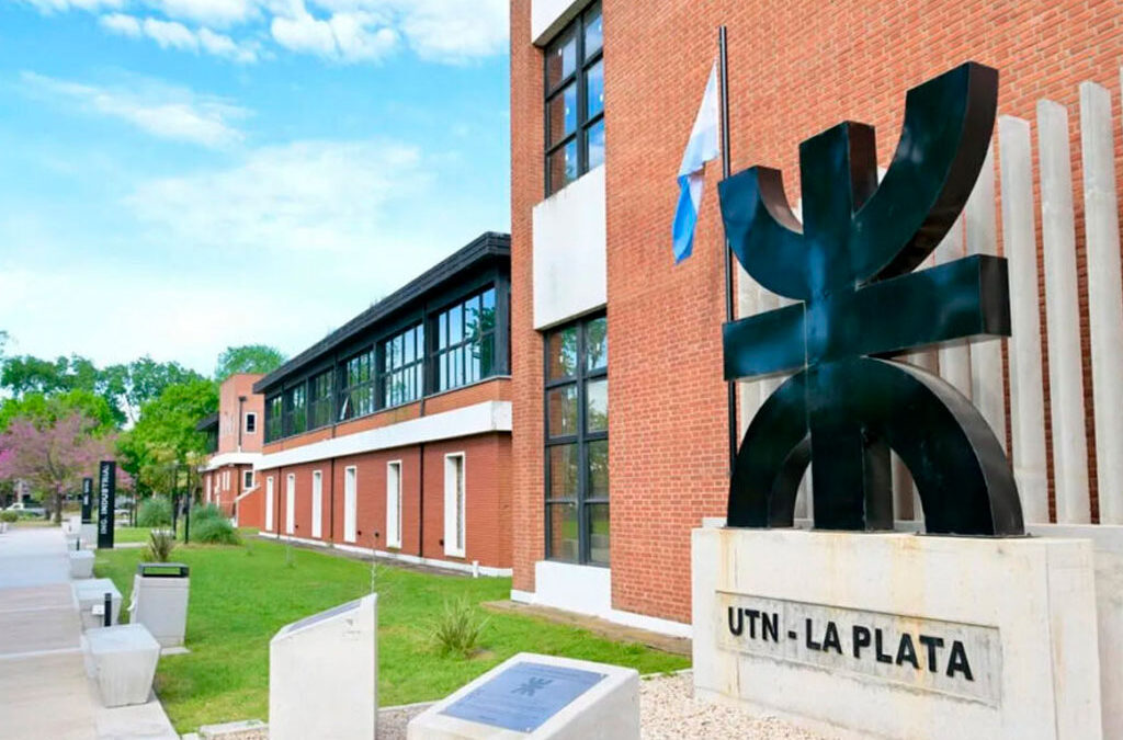 La UTN se queda sin docentes: ya renunciaron casi mil, con sueldos básicos de $300.000