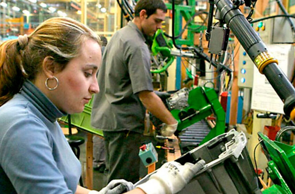 Radiografía de los ingresos en Argentina: brechas persistentes y fuerte segmentación del trabajo